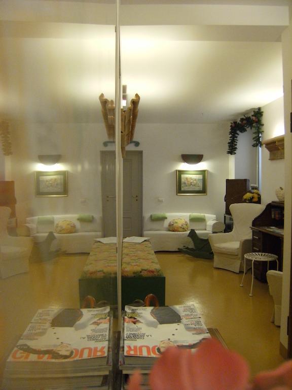 Elizabeth B&B Cagliari Bagian luar foto