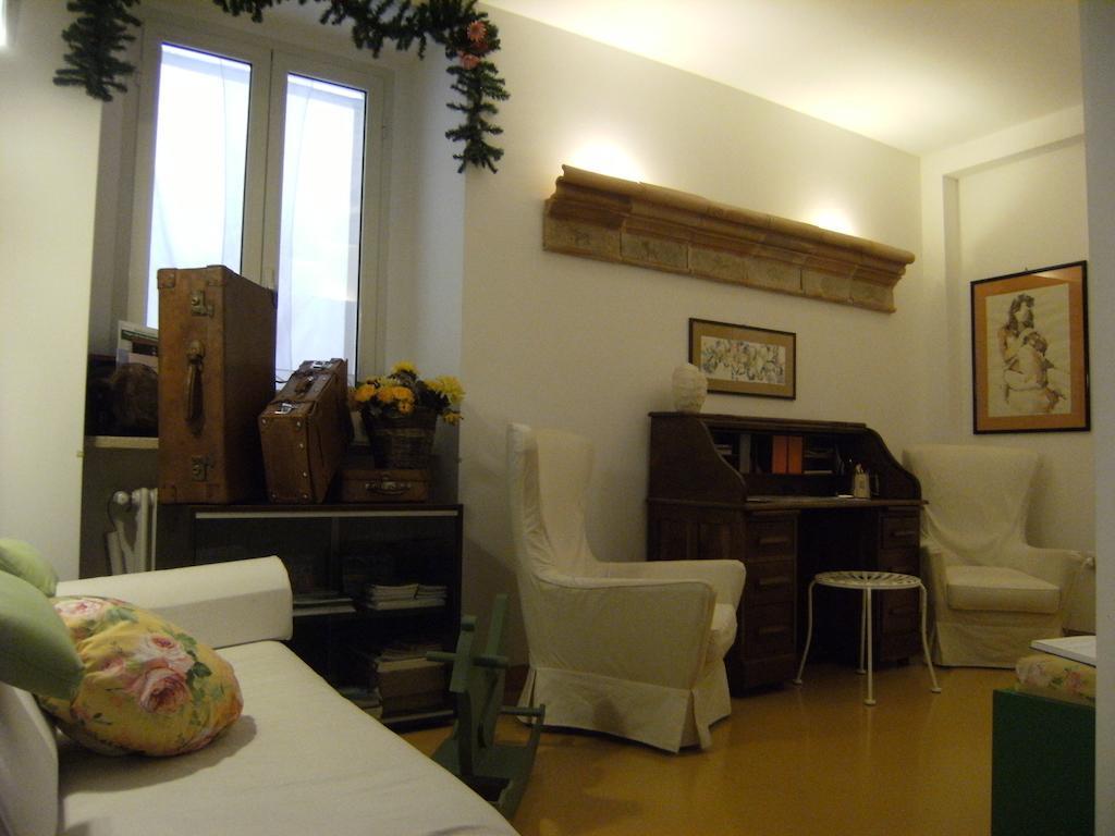 Elizabeth B&B Cagliari Bagian luar foto