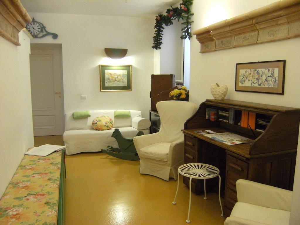 Elizabeth B&B Cagliari Bagian luar foto